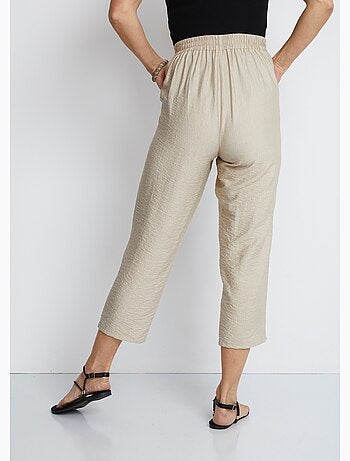 Pantalon 7/8ème en tissu gaufré