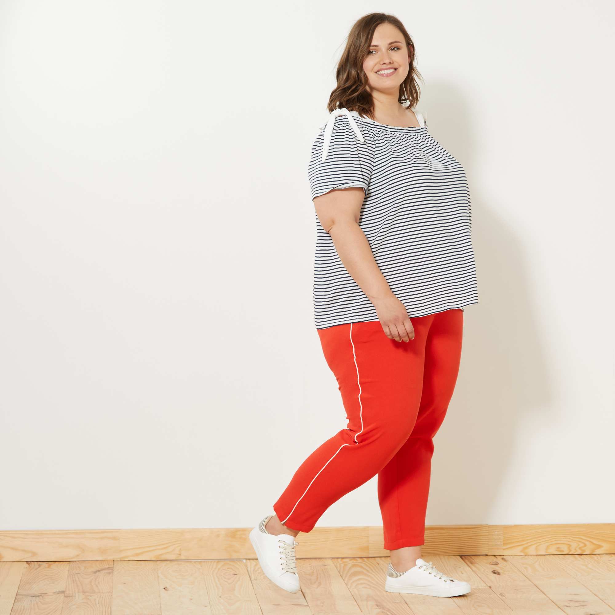 Pantalon à bandes latérales Grande taille femme - rouge ...