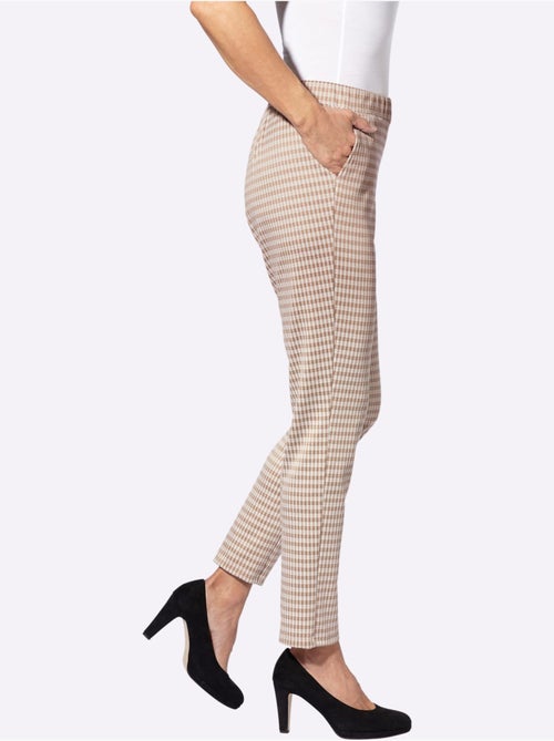 Pantalon à carreaux vichy avec ceinture élastique et poches - taille courte - moda vilona - Kiabi Pantalon à carreaux vichy avec ceinture élastique et poches - taille courte - moda vilona - Kiabi