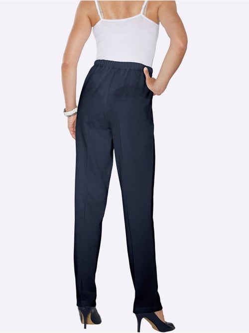 Pantalon à ceinture élastique avec plis et structure côtelée - Taille extra courte - Moda Vilona - Kiabi