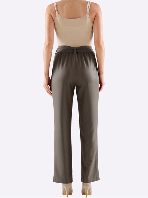 Pantalon à ceinture élastique avec poches pratiques et ceinture nouée - Taille standard - Witt - Kiabi Pantalon à ceinture élastique avec poches pratiques et ceinture nouée - Taille standard - Witt - Kiabi
