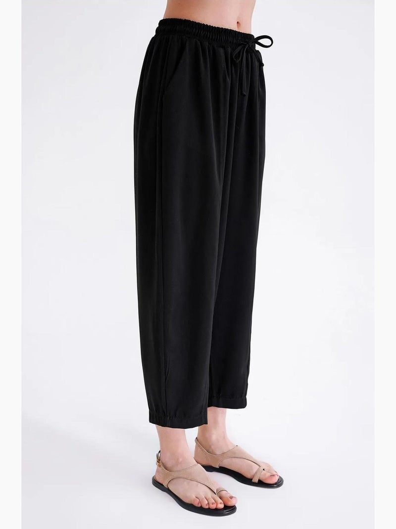 Pantalon à cordon de serrage coupe cigarette mixray Noir - Kiabi