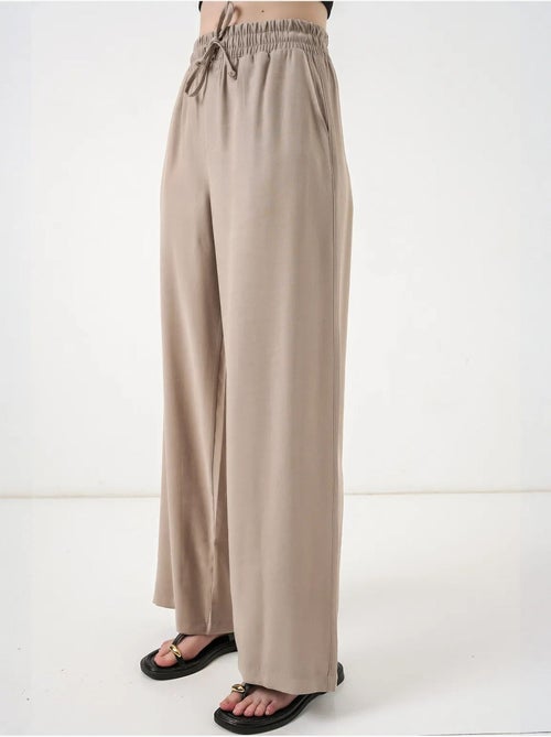 Pantalon à jambe large taille haute avec poche bdart - Kiabi Pantalon à jambe large taille haute avec poche bdart - Kiabi
