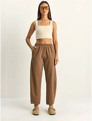 Pantalon à jambes droites avec taille élastique et poches lucci