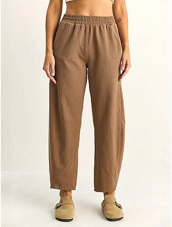 Pantalon à jambes droites avec taille élastique et poches lucci