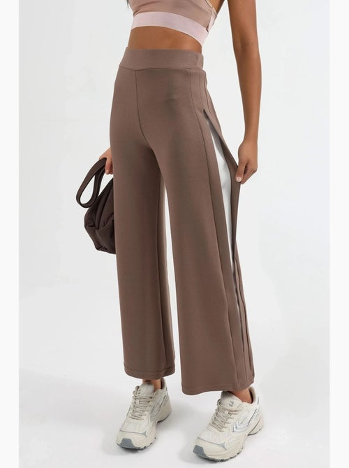 Pantalon à jambes larges à enfiler hiccup - Kiabi Pantalon à jambes larges à enfiler hiccup - Kiabi