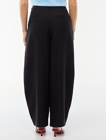 Pantalon à pinces asymétrique