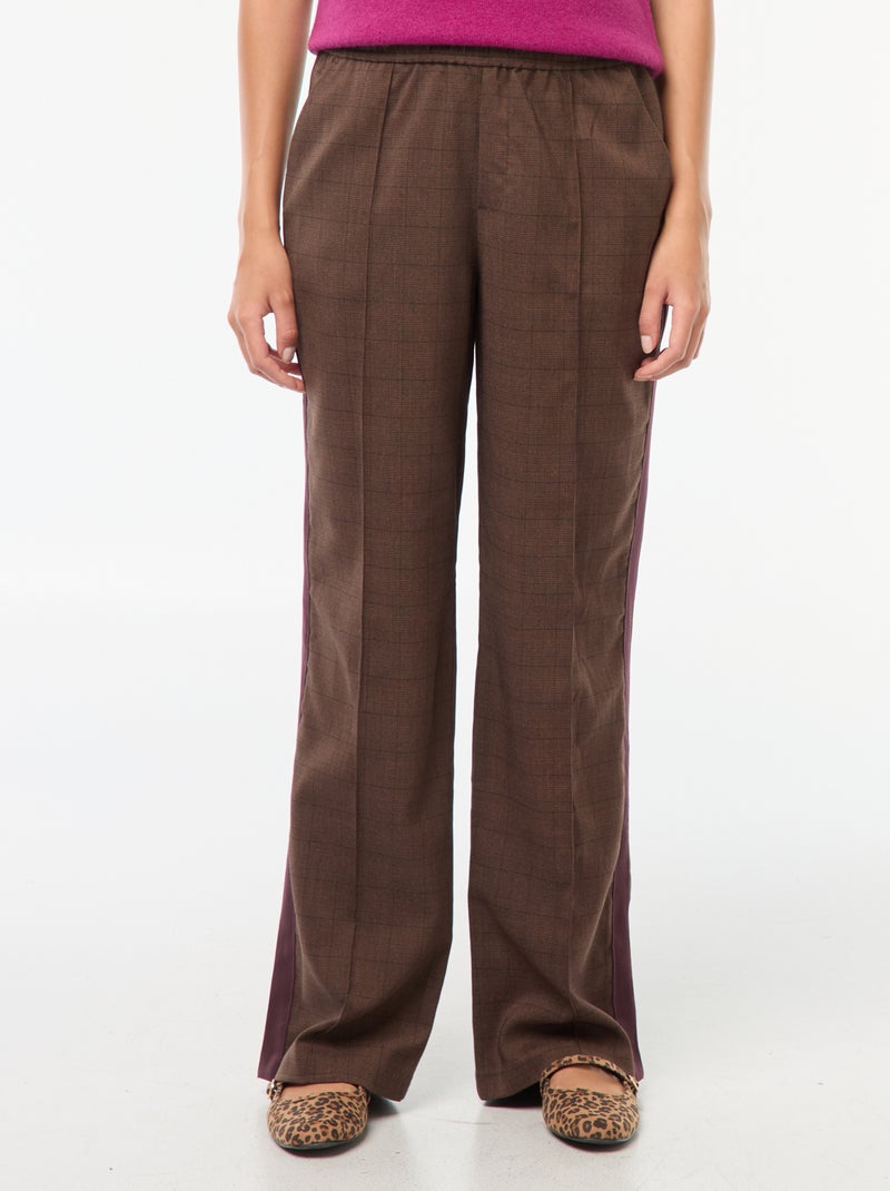 Pantalon à pinces avec bandes sur le côté Marron - Kiabi