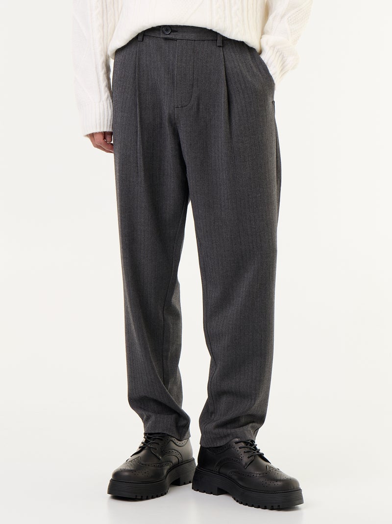 Pantalon à pinces en matière douce Gris - Kiabi