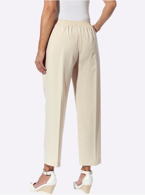 Pantalon à pinces large avec ceinture élastique et poches - Taille standard - Moda Vilona - Kiabi Pantalon à pinces large avec ceinture élastique et poches - Taille standard - Moda Vilona - Kiabi