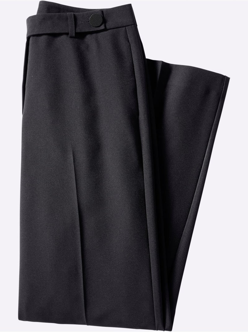Pantalon à plis repassés avec jambes larges et bouton décoratif - Taille courte - Moda Vilona Noir - Kiabi