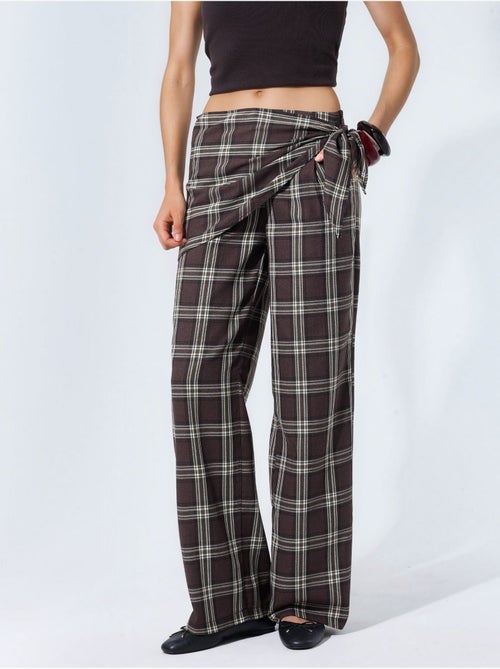 Pantalon à taille haute, carreaux, jambe large hiccup - Kiabi Pantalon à taille haute, carreaux, jambe large hiccup - Kiabi