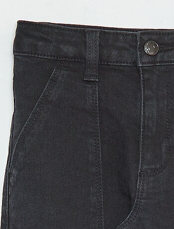 Pantalon ajustée avec poches à rabat - coupe + confortable