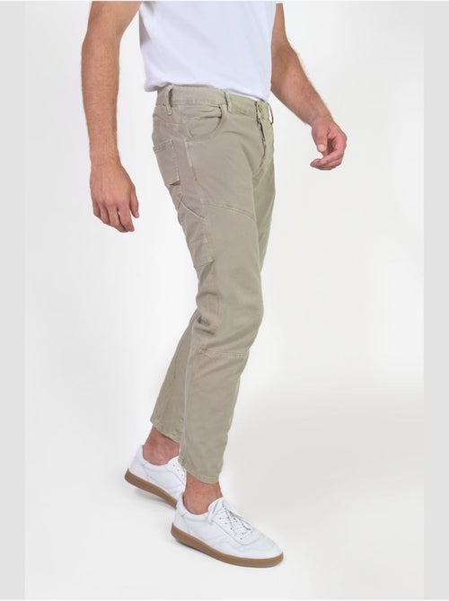 Pantalon ALBE carotte 'Le Temps Des Cerises' - Kiabi Pantalon ALBE carotte 'Le Temps Des Cerises' - Kiabi