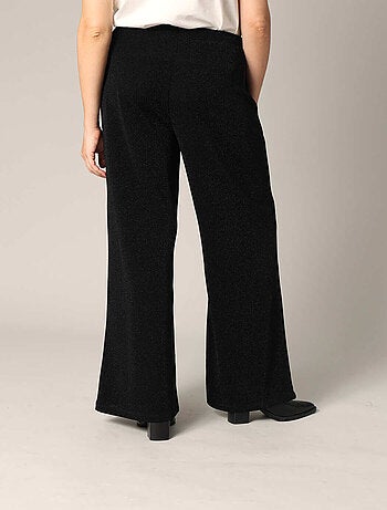 Pantalon ample et fluide en maille brillante
'Deeluxe'