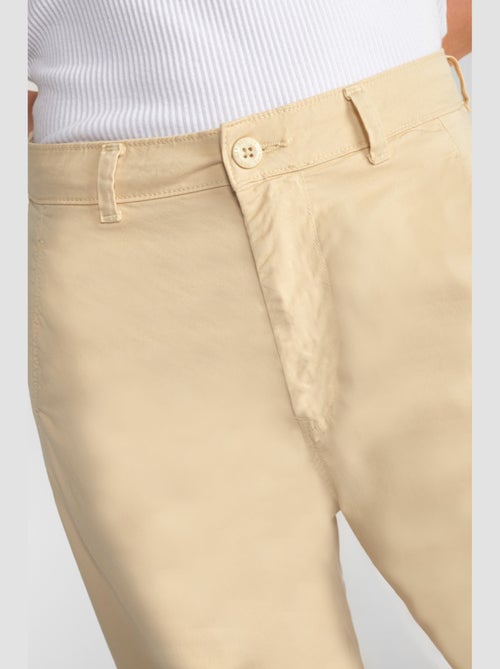 Pantalon ARLO chino 'Le Temps Des Cerises' - Kiabi