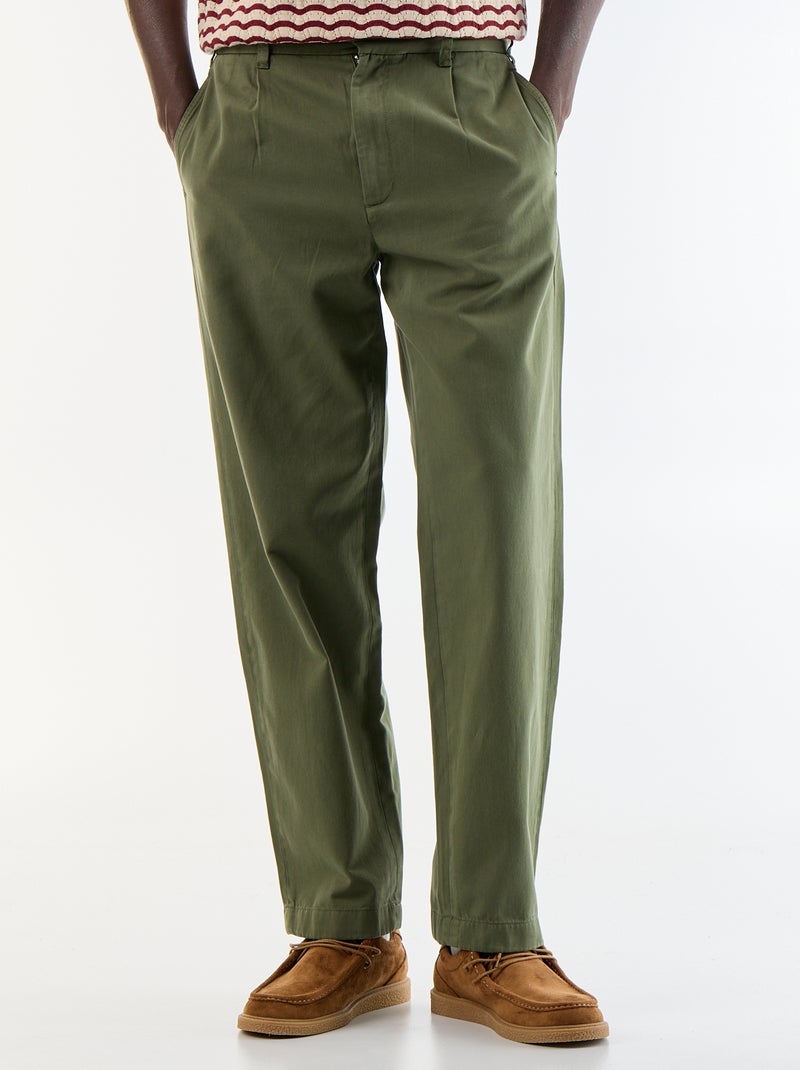 Pantalon au toucher doux Kaki - Kiabi
