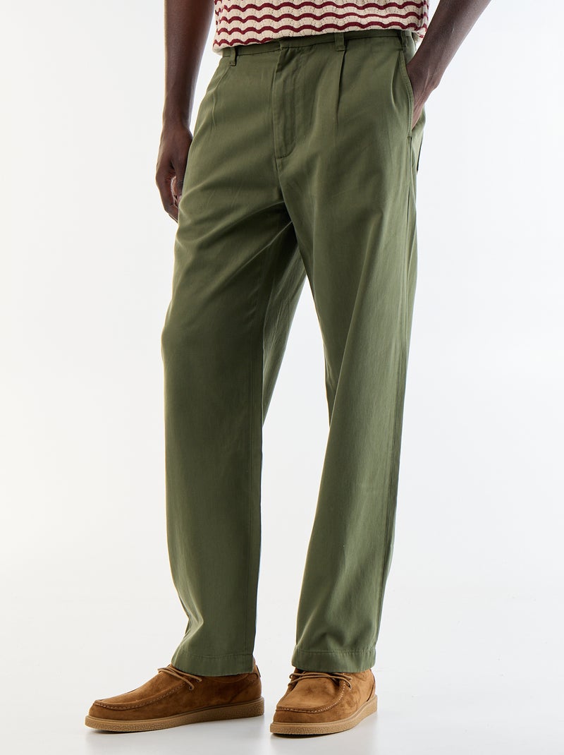 Pantalon au toucher doux Kaki - Kiabi