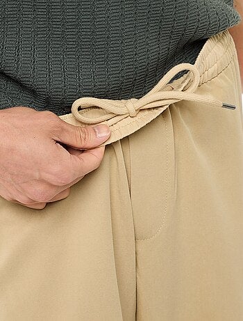 Pantalon avec ceinture élastiquée