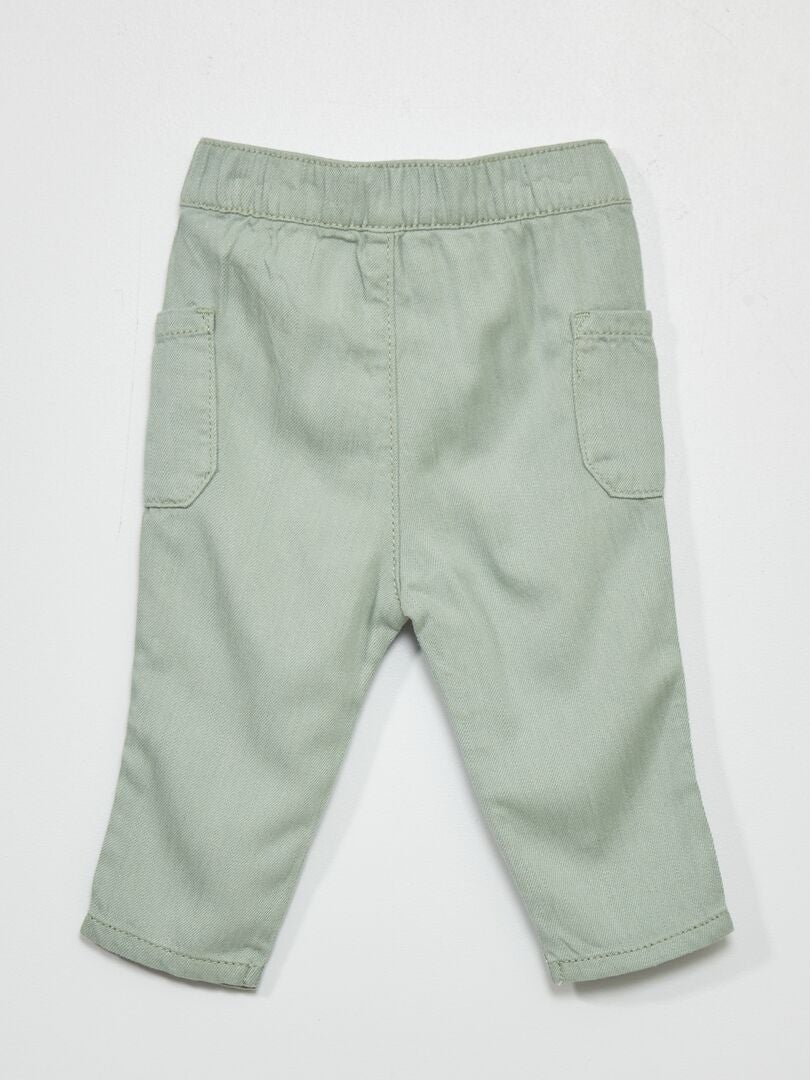 Pantalon avec larges poches plaquées vert gris - Kiabi