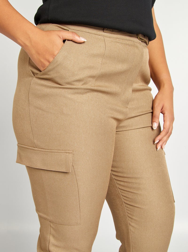 Pantalon avec poches à rabat Vert - Kiabi