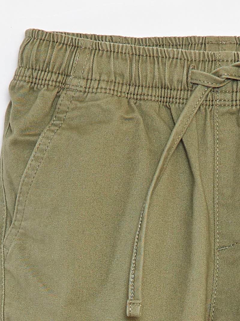 Pantalon avec poches et taille ajustable Vert - Kiabi