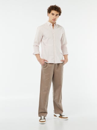 Pantalon avec taille élastiquée et liens à nouer