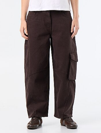 Pantalon ballon avec poche à rabat