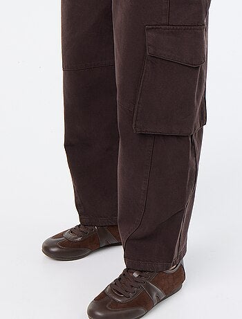 Pantalon ballon avec poche à rabat
