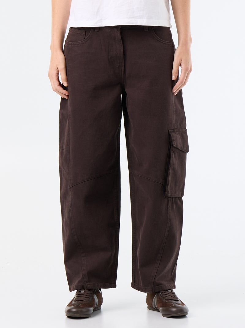 Pantalon ballon avec poche à rabat Marron - Kiabi