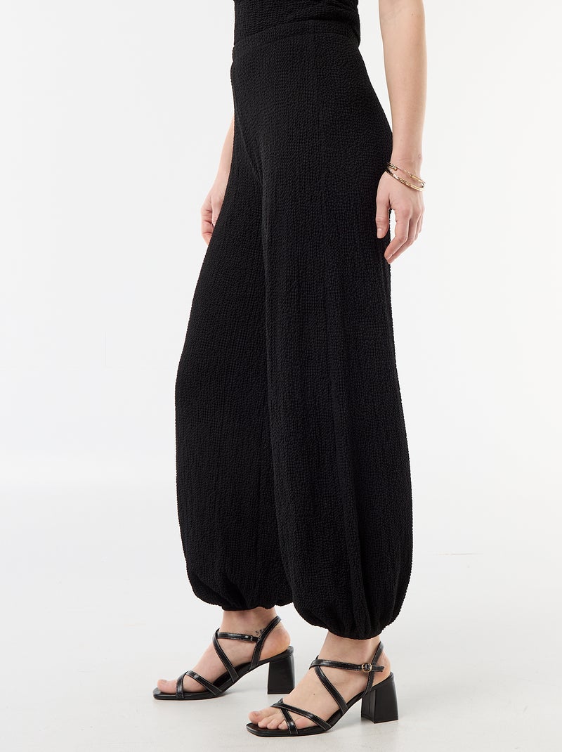 Pantalon balloon en maille crinkle Noir - Kiabi