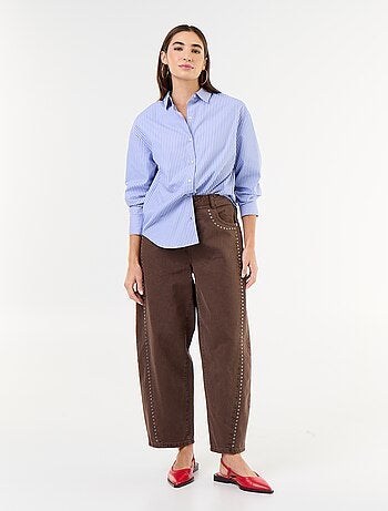 Pantalon barrel avec détails cloutés