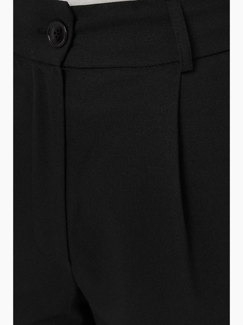Pantalon basique coupe carotte hiccup Noir - Kiabi