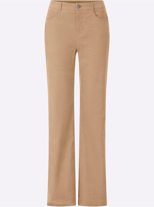 Pantalon bootcut coupe 5 poches moderne - taille standard - helline - Kiabi Pantalon bootcut coupe 5 poches moderne - taille standard - helline - Kiabi