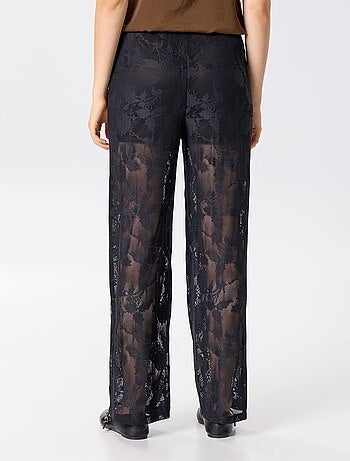 Pantalon boule en dentelle avec doublure short