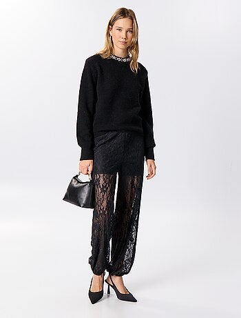 Pantalon boule en dentelle