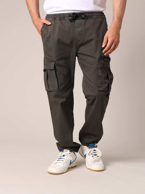 Pantalon cargo
 'Deeluxe' - Kiabi