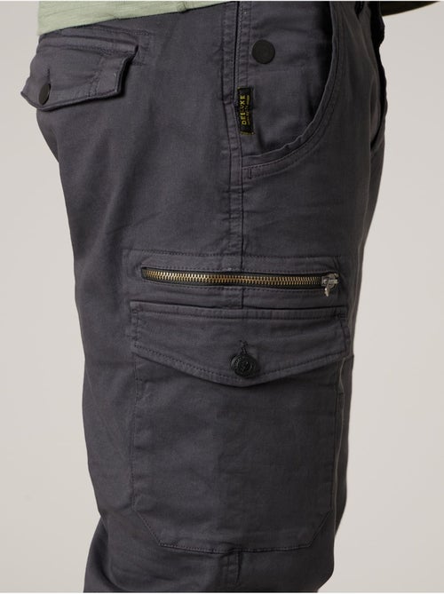 Pantalon cargo régular homme en coton stretch 'Deeluxe' - Kiabi