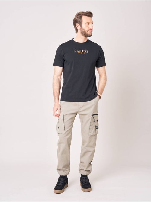 Pantalon cargo régular homme en coton stretch 'Deeluxe' - Kiabi Pantalon cargo régular homme en coton stretch 'Deeluxe' - Kiabi