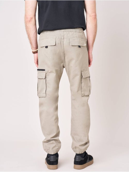 Pantalon cargo régular homme en coton stretch 'Deeluxe' - Kiabi Pantalon cargo régular homme en coton stretch 'Deeluxe' - Kiabi