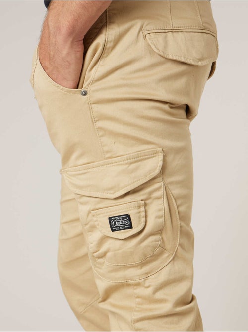 Pantalon cargo slim homme en coton 'Deeluxe' - Kiabi