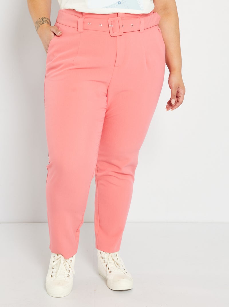 Pantalon carotte avec large ceinture rose - Kiabi