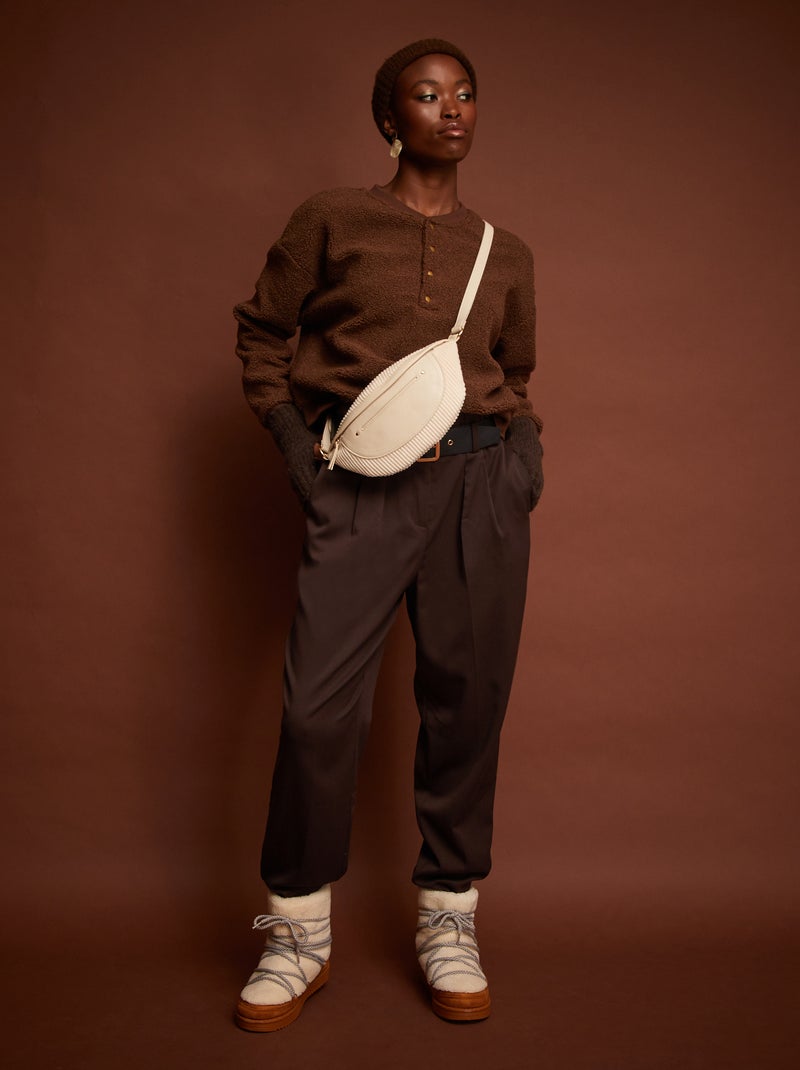 Pantalon carotte en twill avec ceinture Marron - Kiabi