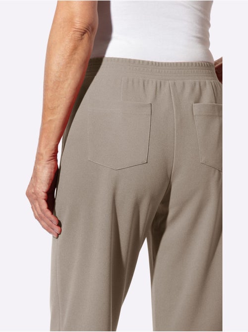Pantalon Ceinture élastique Confortable - Taille Courte - Moda Vilona - Kiabi Pantalon Ceinture élastique Confortable - Taille Courte - Moda Vilona - Kiabi