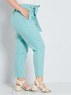 Pantalon ceinturé en coton et lin - Kiabi
