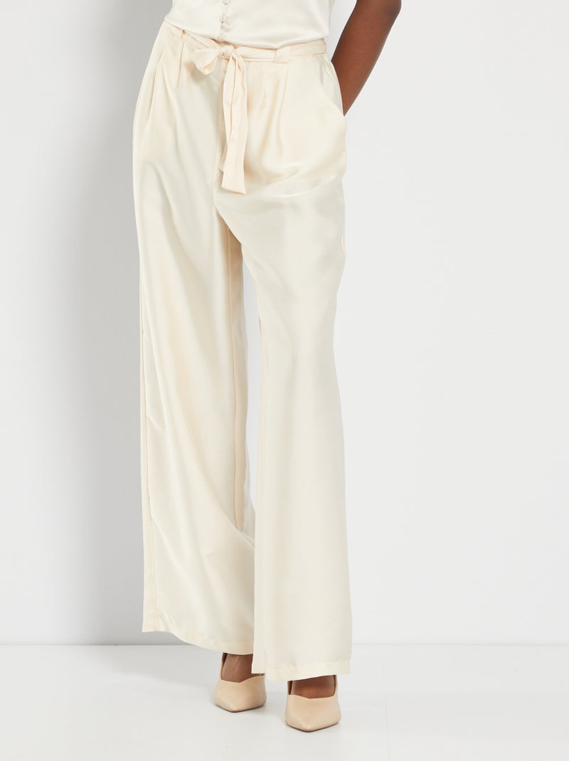 Pantalon ceinture large satiné Beige - Kiabi