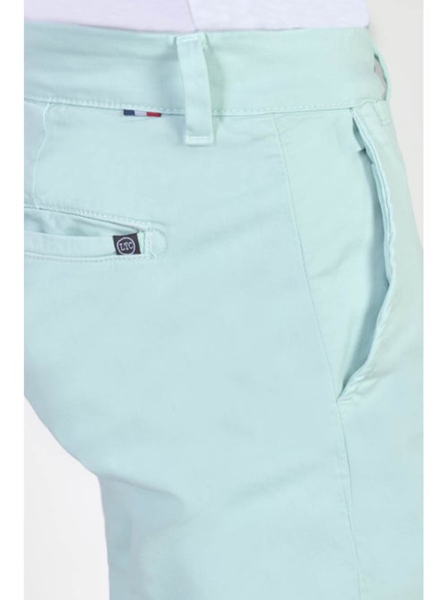 Pantalon CESAR chino 'Le Temps Des Cerises' - Kiabi Pantalon CESAR chino 'Le Temps Des Cerises' - Kiabi