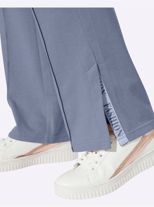 Pantalon chic en jersey doux avec ceinture élastique et poches - Taille courte - Moda Vilona - Kiabi Pantalon chic en jersey doux avec ceinture élastique et poches - Taille courte - Moda Vilona - Kiabi