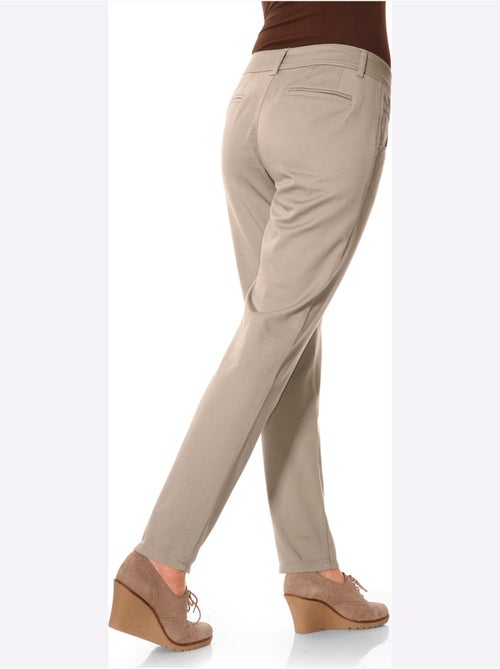 Pantalon chino - taille courte - helline - Kiabi Pantalon chino - taille courte - helline - Kiabi