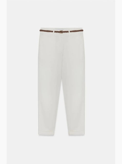 Pantalon chino droit ceinturé en gabardine dilvin - Kiabi Pantalon chino droit ceinturé en gabardine dilvin - Kiabi